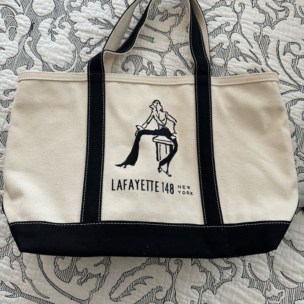 Layfayette 148 tote bag‎